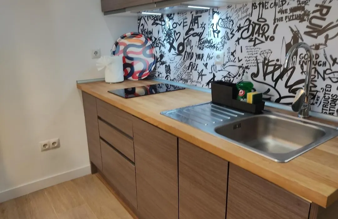 Precioso Apartamento En Puente Vallecas, Madrid.-1